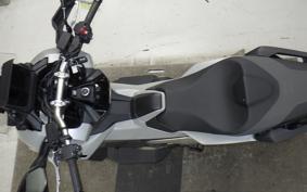 HONDA X-ADV 750 2025 RH21