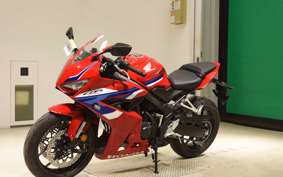 HONDA CBR650R E-Clutch 2026 RH17