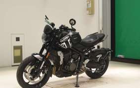 TRIUMPH TRIDENT 660 2023