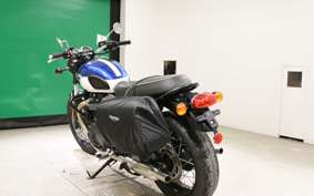 TRIUMPH BONNEVILLE T100 2021