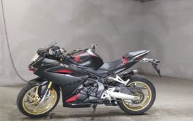 HONDA CBR250RR MC51