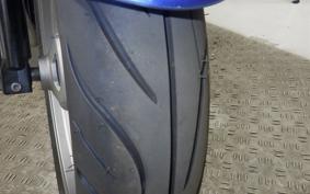 SUZUKI GSR250S