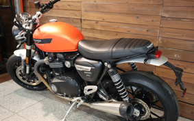 TRIUMPH  TRIUMPH  SPEED  TWIN  2022 DAD85H