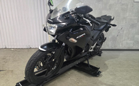 HONDA CBR125R JC50