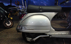 VESPA PX200