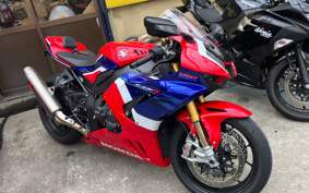 HONDA CBR1000RR-R FB SP 2020 SC82