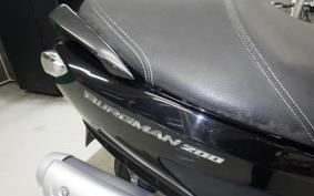 SUZUKI SKYWAVE 200 (Burgman 200) 2002 CH41A
