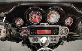 HARLEY HARLEY FLHXSE1800CVO PZ8