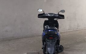 SUZUKI SU WISH LTD DV12B