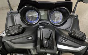 YAMAHA T-MAX 560 2021 SJ19J