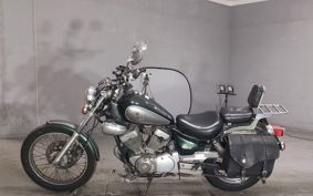 YAMAHA VIRAGO 250 3DM