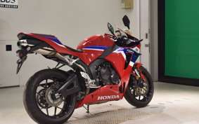 HONDA CBR600RR 2025 PC40