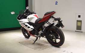 YAMAHA YZF-R15 2026
