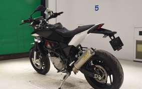 HUSQVARNA HUSQVARNA NUDA900 2013