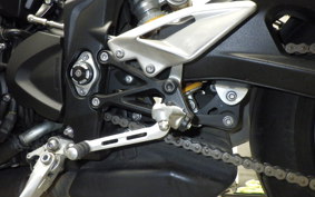 TRIUMPH STREET TRIPLE RS 2023