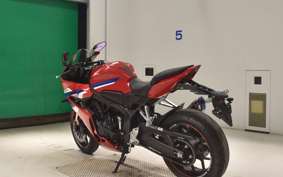 HONDA CBR650R E-Clutch 2025 RH17
