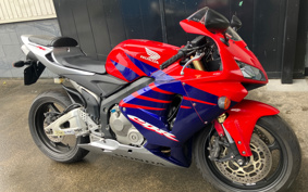 HONDA CBR600RR 2005 PC37