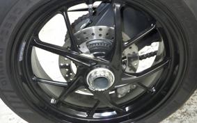 DUCATI STREETFIGHTER V2 2023