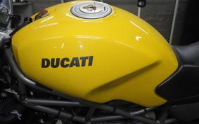 DUCATI MONSTER S4 2001