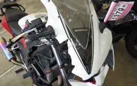 HONDA CBR250R MC41