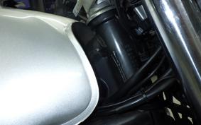 SUZUKI GSX250FX ZR250C