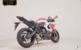 YAMAHA YZF-R7 2026 RM60J