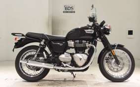 TRIUMPH BONNEVILLE T100 2020