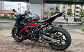 BMW M1000R 2026 0P51