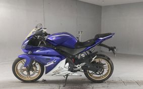 YAMAHA YZF-R125 RE06