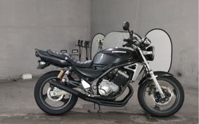 SUZUKI GSX250 ZR250C