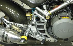 DUCATI MONSTER 800 2003