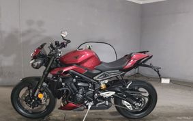 TRIUMPH STREET TRIPLE RS 2023 HDA614