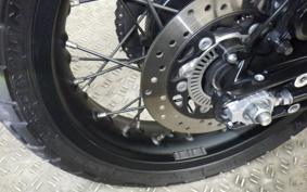 HUSQVARNA SVARTPILEN 401 2021