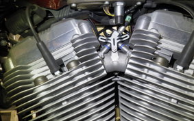 HARLEY XL883LI 2013