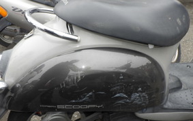 HONDA CREA SCOOPY 2005 AF55