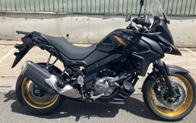 SUZUKI DL650 ( V-Strom 650 ) 2024 C733M