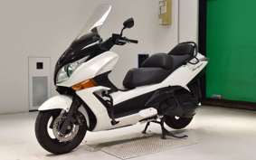 HONDA SILVER WING 400 GT Type 2017 NF03