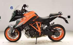 KTM 1290 SUPER DUKE GT 2022