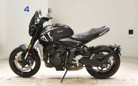 TRIUMPH TRIDENT 600 2023
