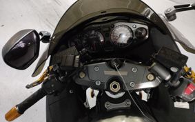 SUZUKI GSX-1300R HAYABUSA 2005 GW71A