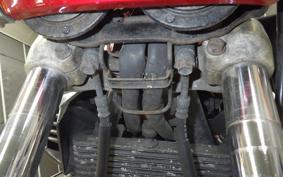 YAMAHA XJ750 E 1983 29R