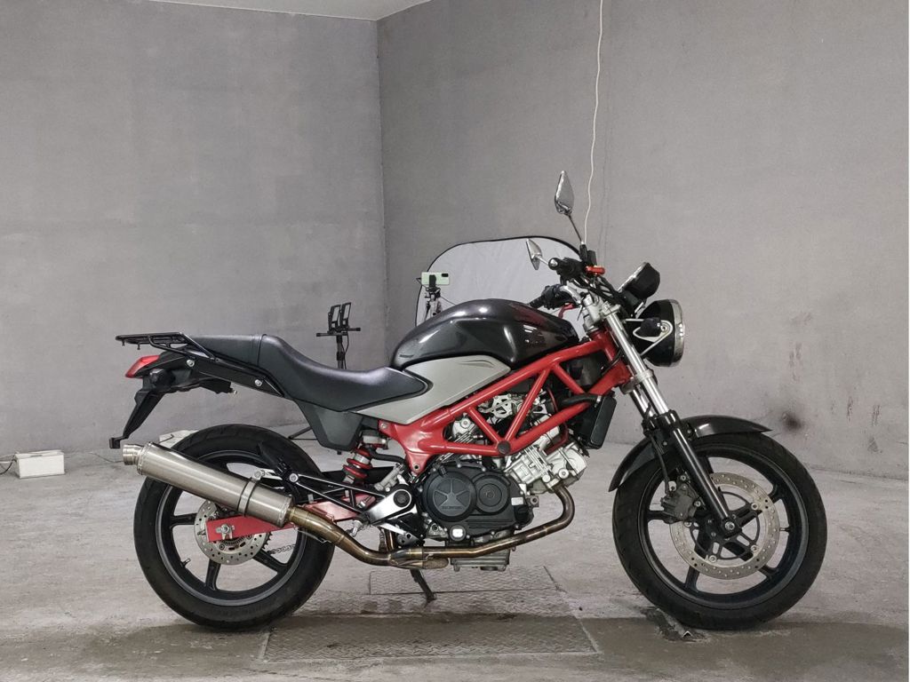 Фото Honda VTR 250 2011 с японского аукциона