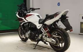 HONDA CB1300SB SUPER BOLDOR 2018 SC54
