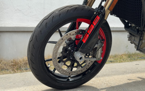 DUCATI HYPERMOTARD 2024 4B00