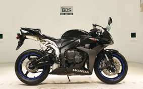 HONDA CBR600RR 2008 PC40
