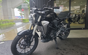 HONDA CB250R MC52
