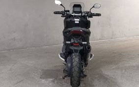HONDA X-ADV 750 RH10