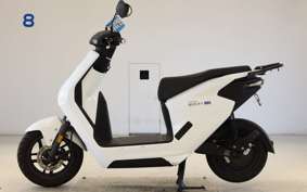 HONDA EM1 e: EF16