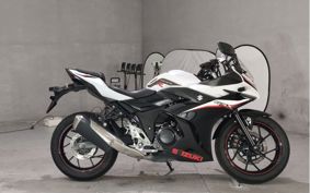 SUZUKI GSX250R DN11A