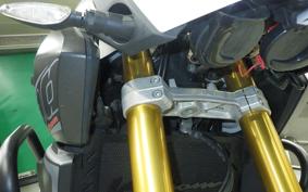 SUZUKI Vｽﾄﾛｰﾑ1000A 2015 VU51A